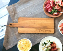 Load image into Gallery viewer, Acacia Charcuterie Board and Cheese Knives Gift Set